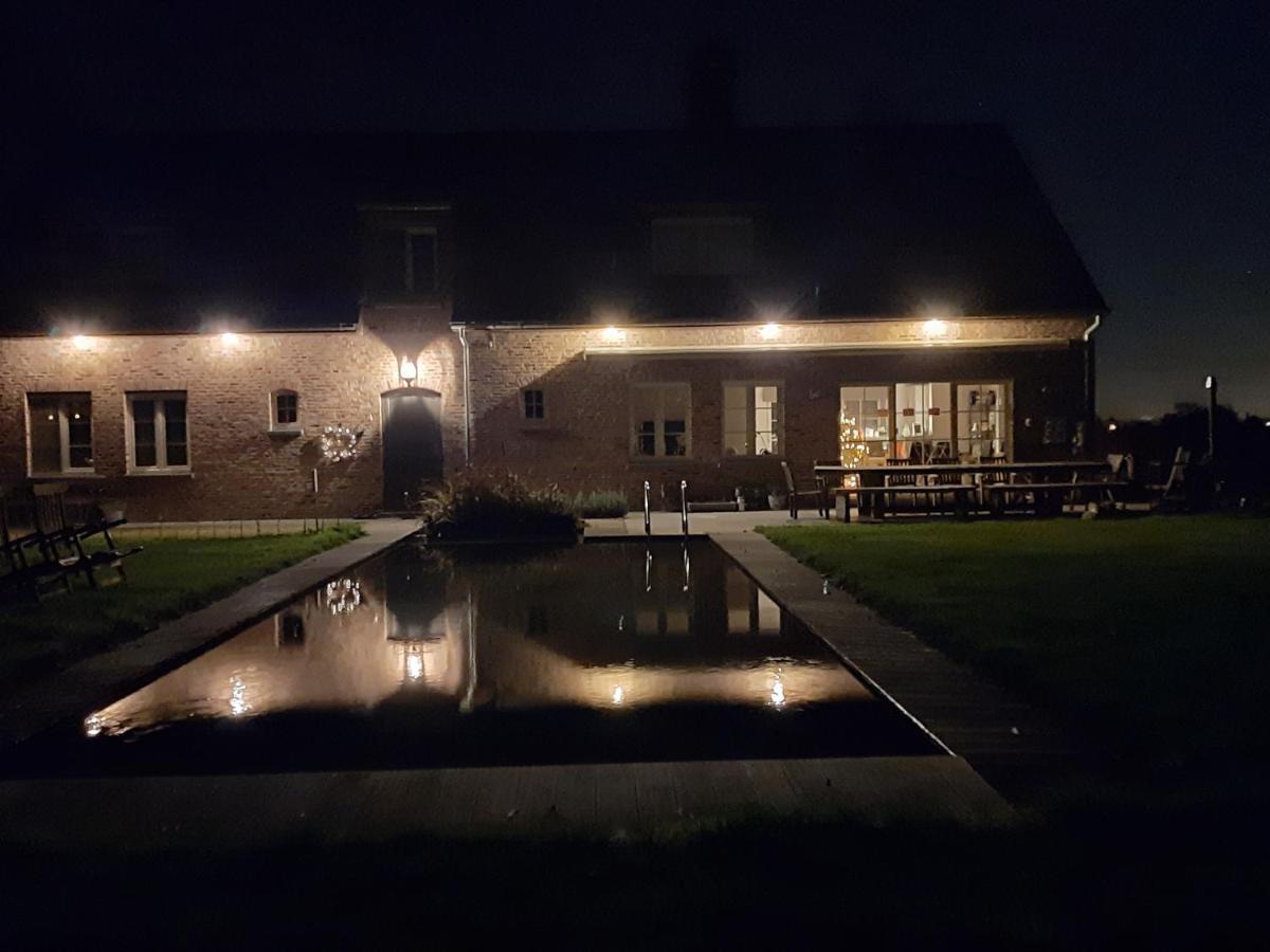 B & B Victors Hof, Met Zwemvijver In Landelijke Setting Lievegem Ngoại thất bức ảnh