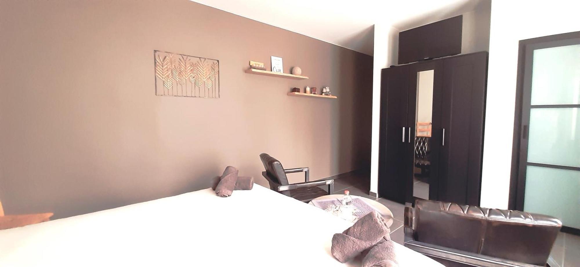 B & B Victors Hof, Met Zwemvijver In Landelijke Setting Lievegem Ngoại thất bức ảnh